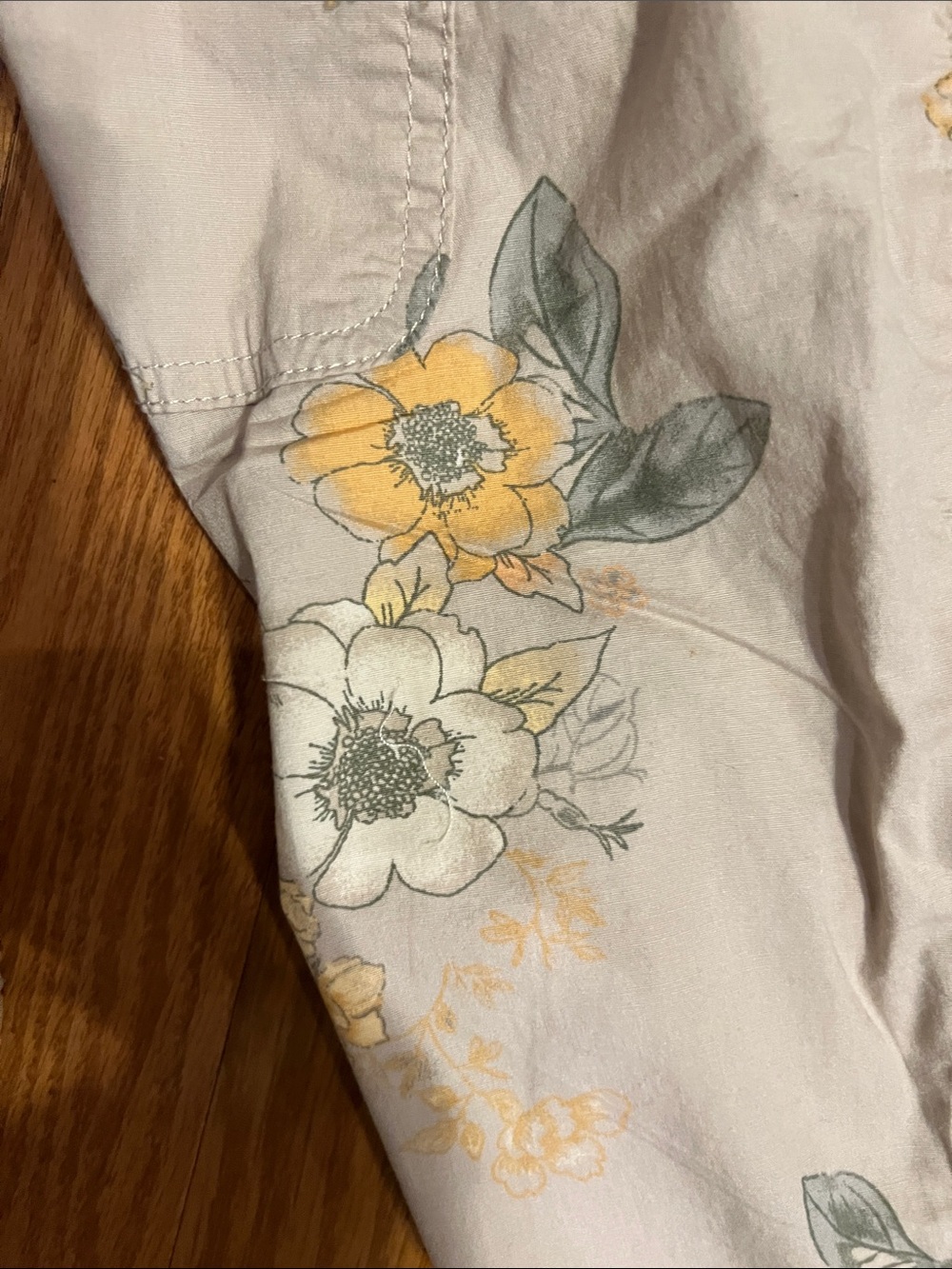 Democracy Floral Cargo ankle pants - Picture 7 of 7